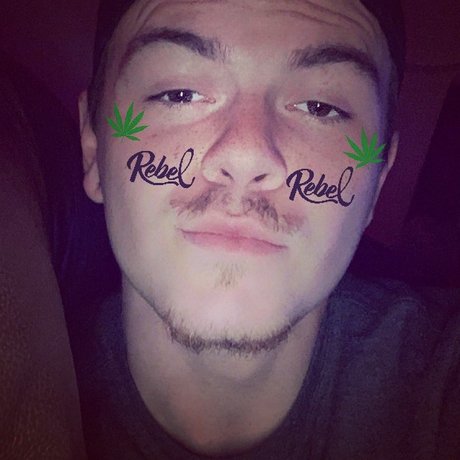 Photo nue de fuite OnlyFans de Raybae
