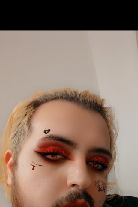Photo nue de fuite OnlyFans de Floor The Flower