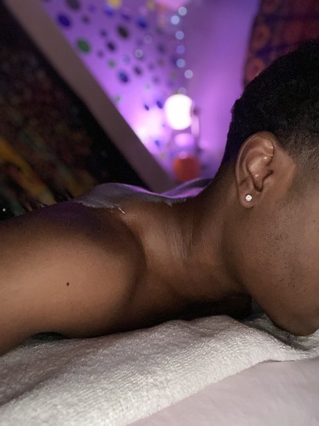 Photo nue de fuite OnlyFans de Raninthatpussy
