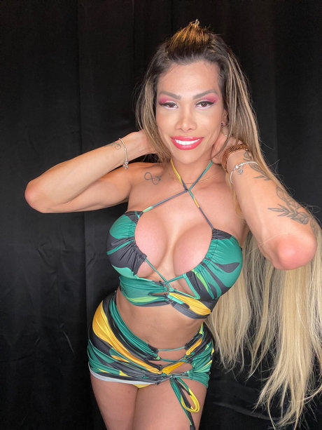 Photo nue de fuite OnlyFans de Rebecca Ferreira