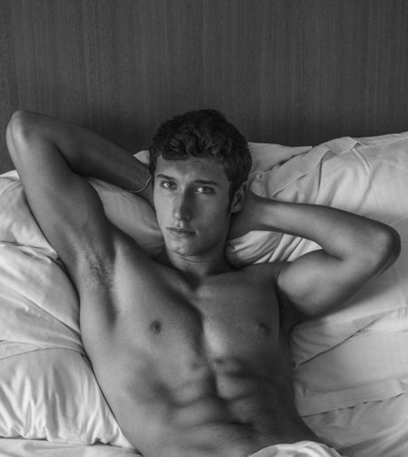 Photo nue de fuite OnlyFans de Redclark