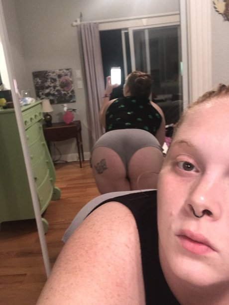 Photo nue de fuite OnlyFans de Real Rapunzel