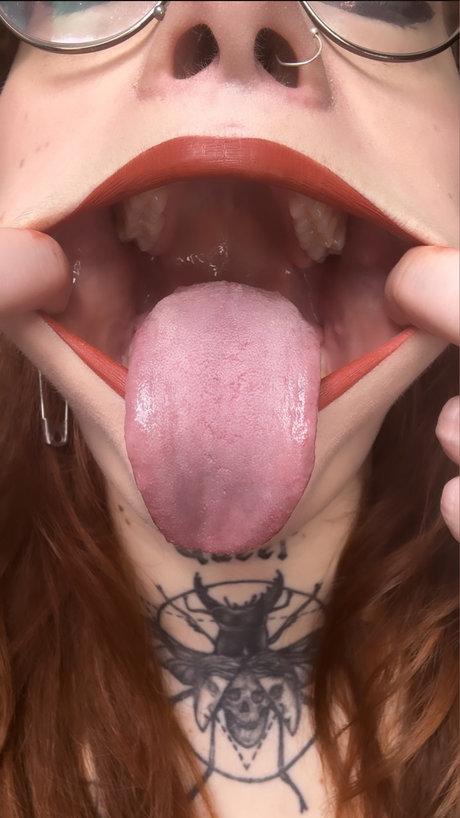 Photo nue de fuite OnlyFans de Rosa Limonata