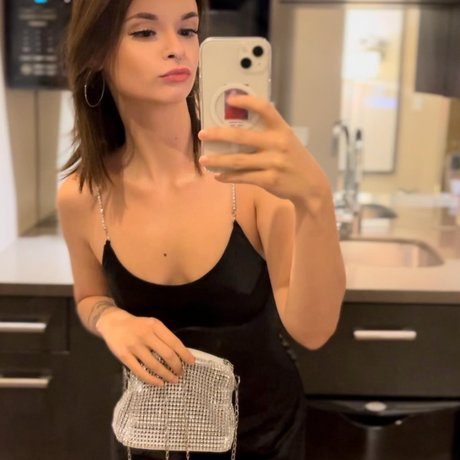 Photo nue de fuite OnlyFans de Ronnie 