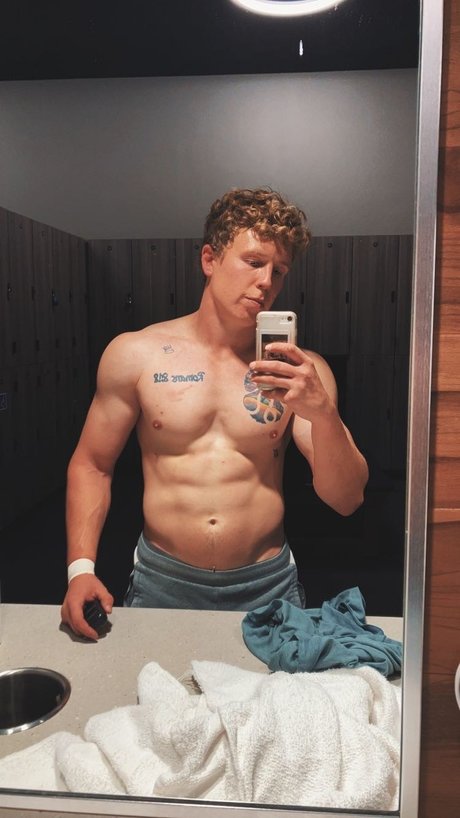 Photo nue de fuite OnlyFans de Roman