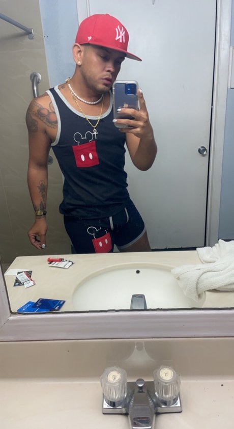 Photo nue de fuite OnlyFans de Roiid