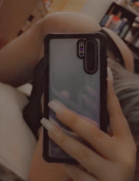 Photo nue de fuite OnlyFans de Robynnmaee