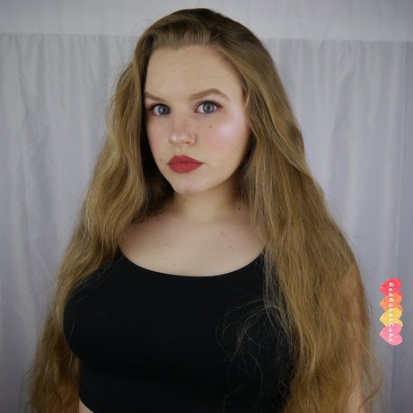 Photo nue de fuite OnlyFans de Redrobotcake