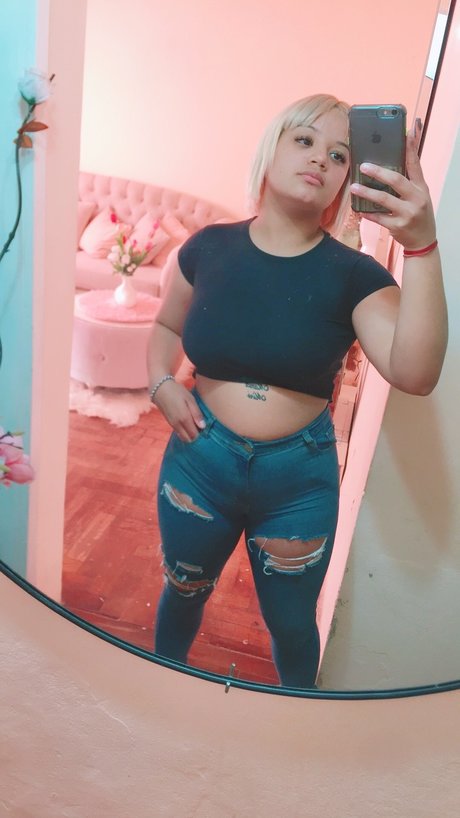 Photo nue de fuite OnlyFans de Roo Valdez