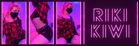 Photo nue de fuite OnlyFans de Goth Gf Riki