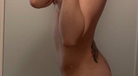 Photo nue de fuite OnlyFans de Robin Roy