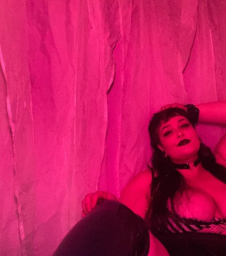 Photo nue de fuite OnlyFans de Roxie
