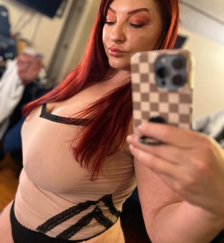Photo nue de fuite OnlyFans de Rosecurves
