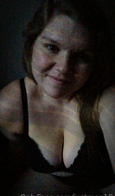 Photo nue de fuite OnlyFans de Justmeg18