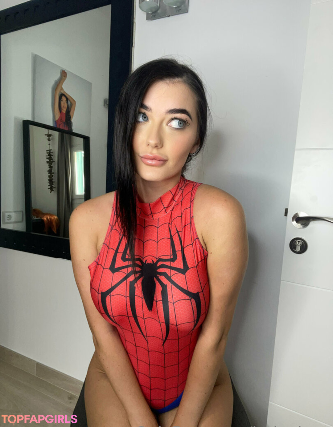 Photo nue de fuite OnlyFans de Lorinajane #1607