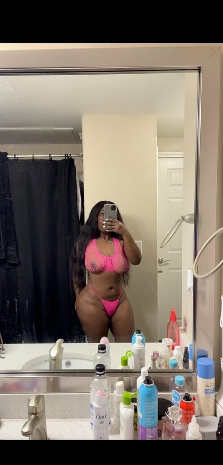Photo nue de fuite OnlyFans de Vickyhyuga