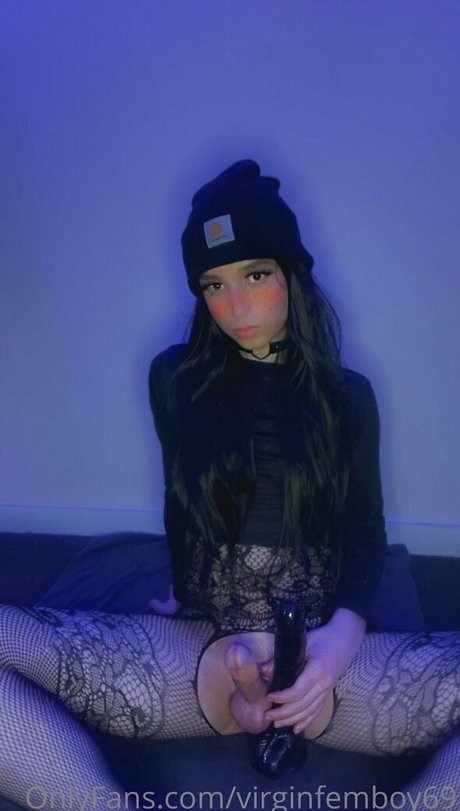 Photo nue de fuite OnlyFans de Virginfemboy69