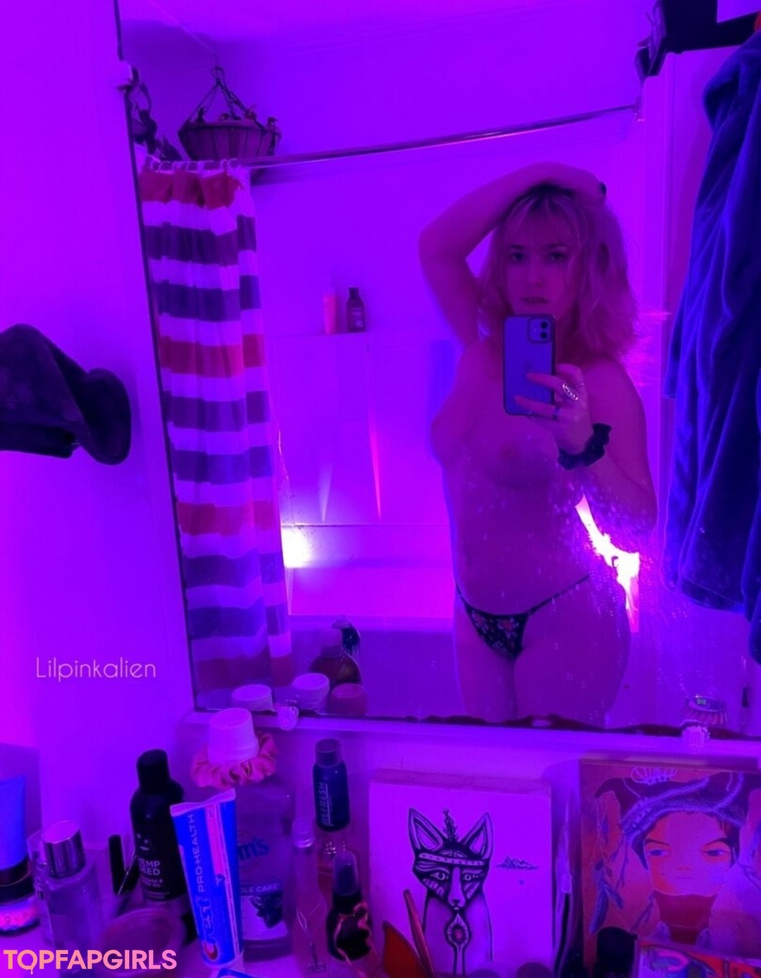 Photo nue de fuite OnlyFans de Lilpinkalien #1311