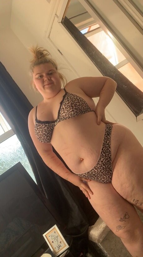 Photo nue de fuite OnlyFans de Xobadbitxhox