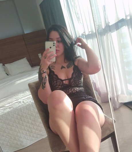 Photo nue de fuite OnlyFans de Sofia Appratto