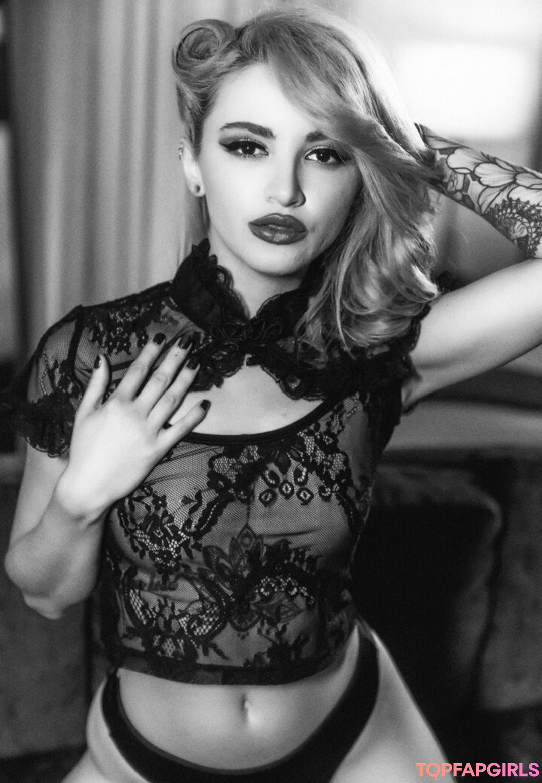 Photo nue de fuite OnlyFans de Lola Fae #1133