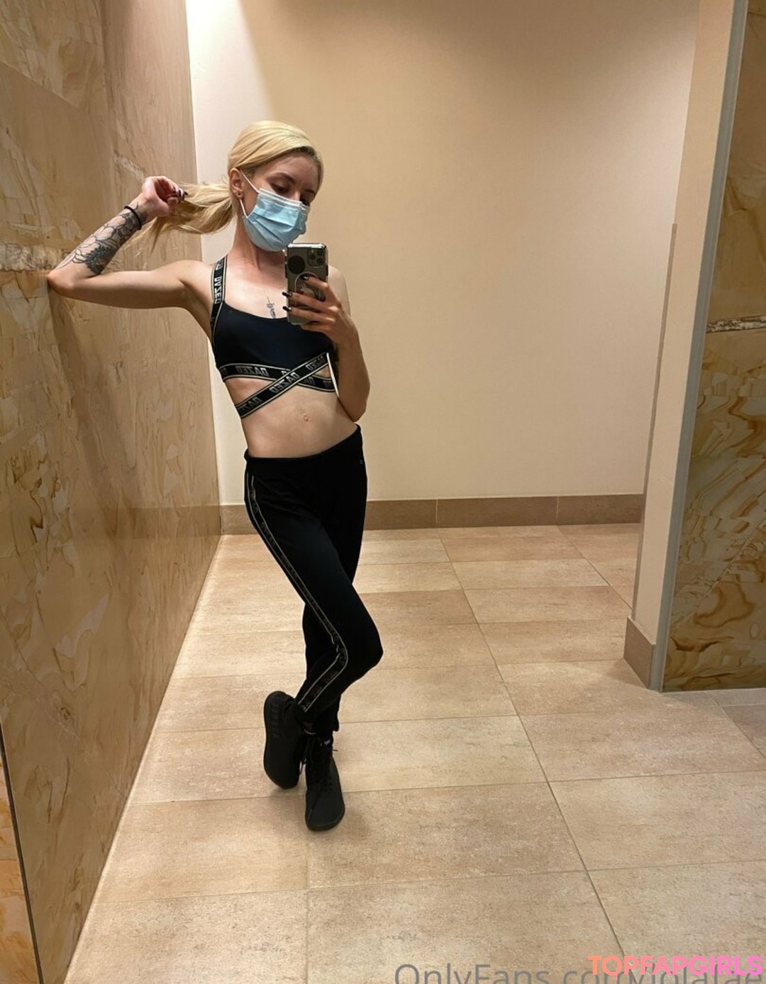 Photo nue de fuite OnlyFans de Lola Fae #1176