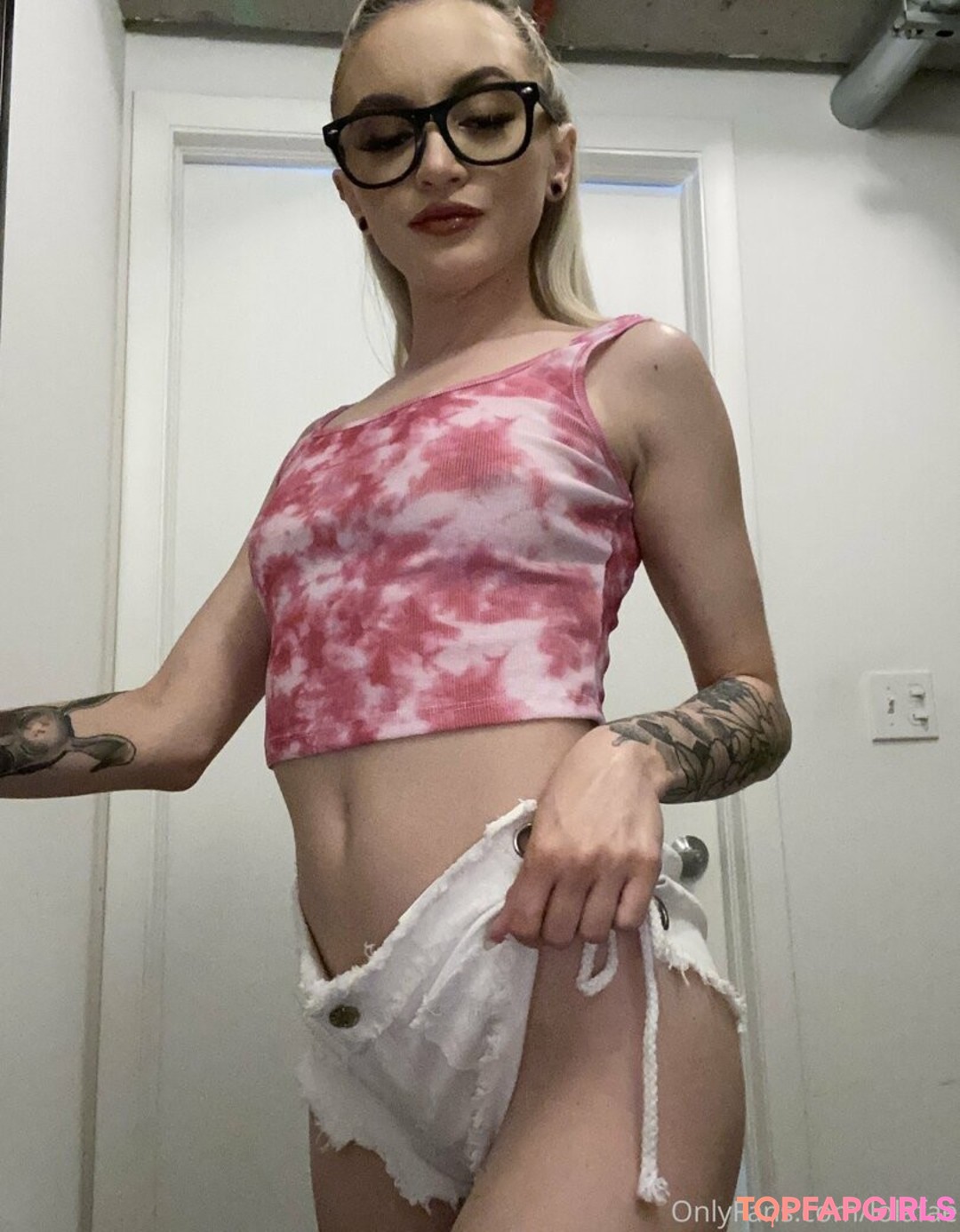 Photo nue de fuite OnlyFans de Lola Fae #1303