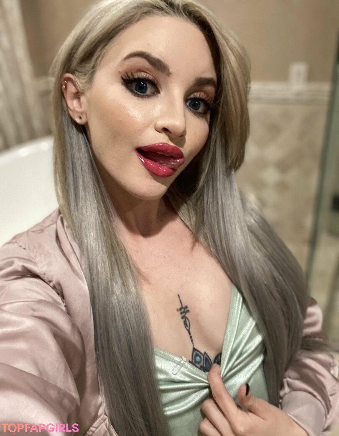 Photo nue de fuite OnlyFans de Lola Fae #1335