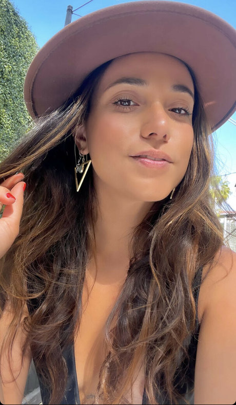 Mariane Sakay