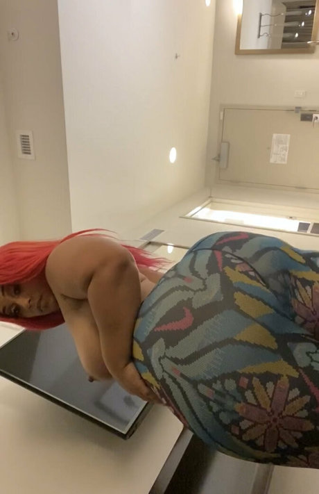 Photo nue de fuite OnlyFans de Teampinky