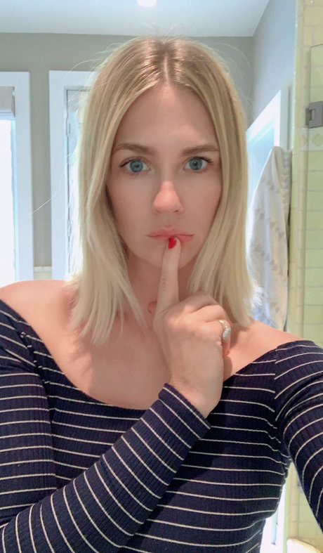 Photo nue de fuite OnlyFans de January Jones