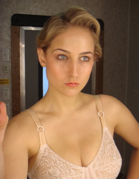 Photo nue de fuite OnlyFans de Leelee Sobieski