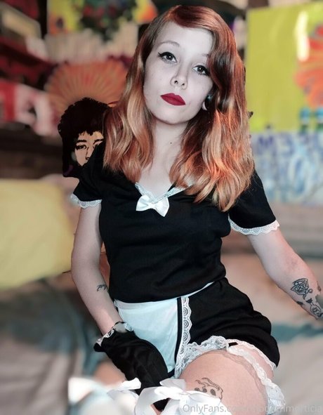 Photo nue de fuite OnlyFans de Modernmorticia