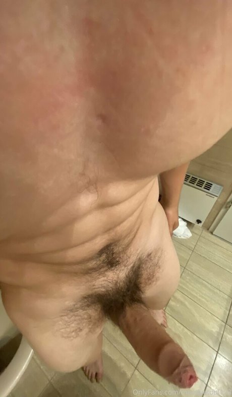 Photo nue de fuite OnlyFans de Massivetool123