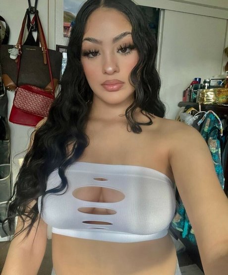 Photo nue de fuite OnlyFans de Katiiebaeb
