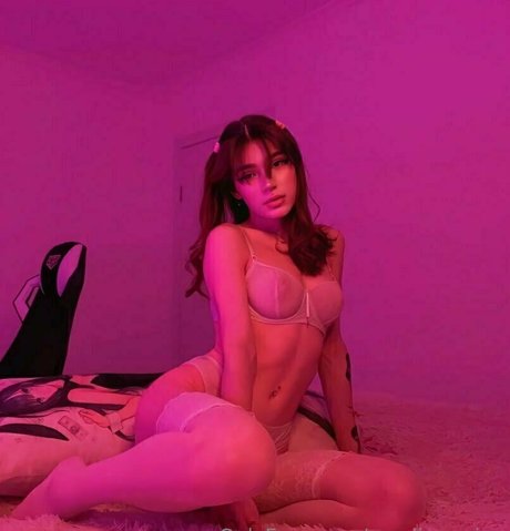 Photo nue de fuite OnlyFans de Carolinemiss