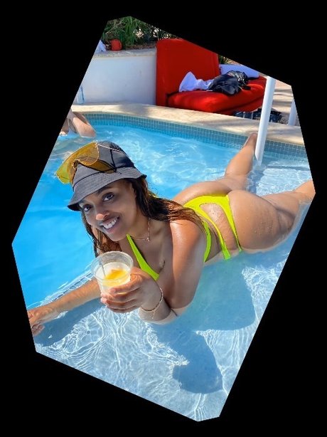 Photo nue de fuite OnlyFans de Sasha Rich