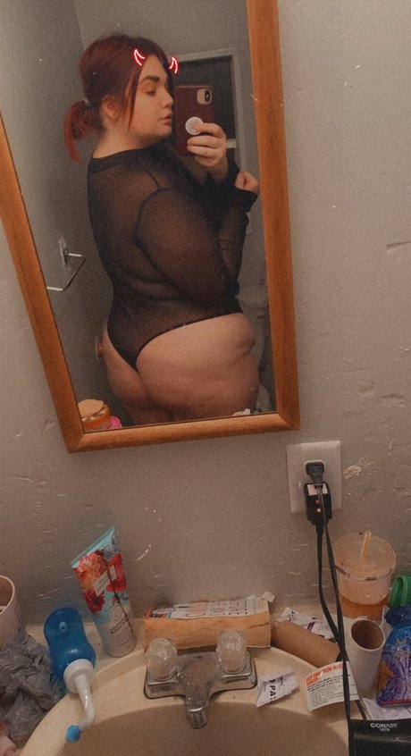 Photo nue de fuite OnlyFans de Sar