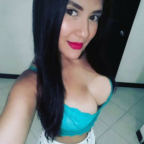 Photo nue de fuite OnlyFans de Saracam