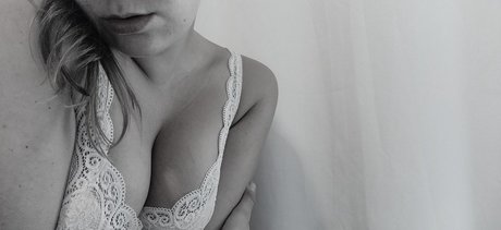 Photo nue de fuite OnlyFans de Sansqun Free