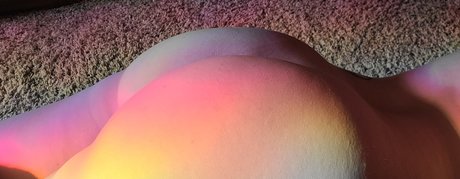 Photo nue de fuite OnlyFans de Samsamsoaker