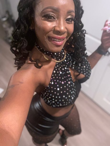 Photo nue de fuite OnlyFans de Sweetqueencookie