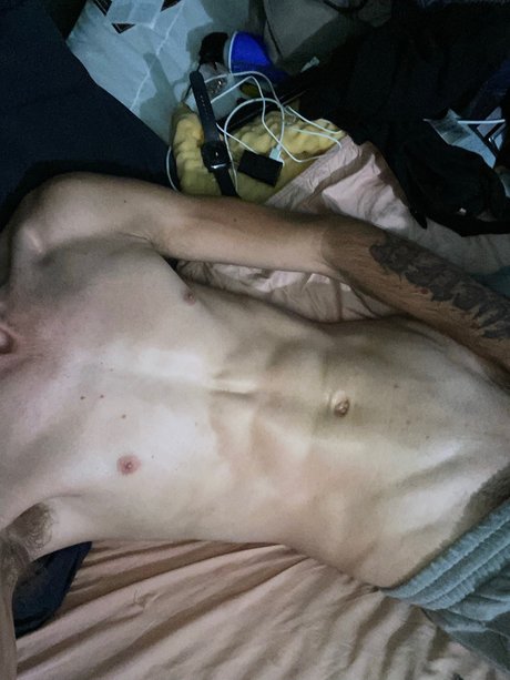 Photo nue de fuite OnlyFans de Lucifer98