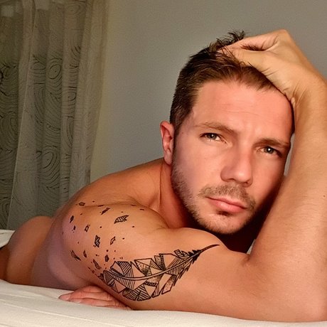 Photo nue de fuite OnlyFans de Julien68ch