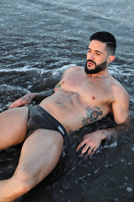 Photo nue de fuite OnlyFans de Saul Model