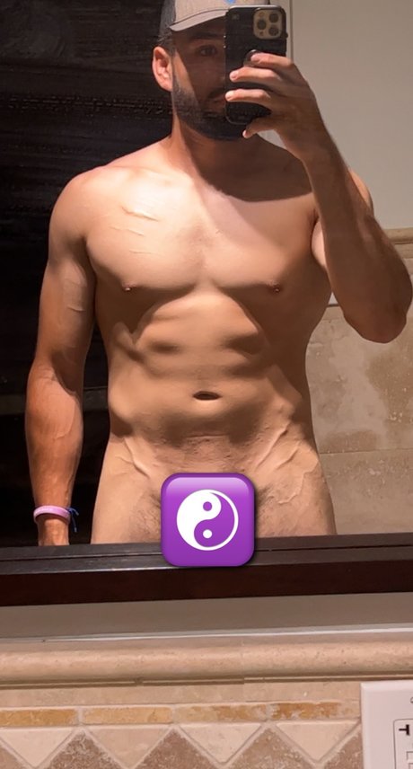 Photo nue de fuite OnlyFans de Valen