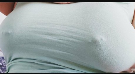 Photo nue de fuite OnlyFans de Thiccwitchybitch