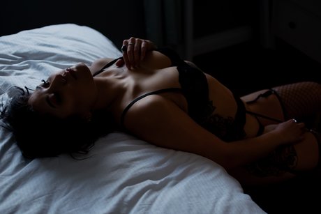Photo nue de fuite OnlyFans de Luna  Tsuki 