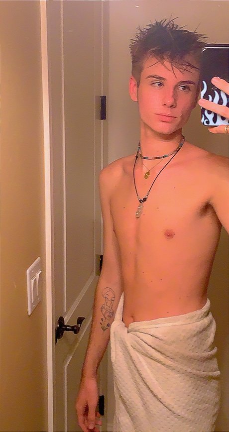 Photo nue de fuite OnlyFans de Tyler