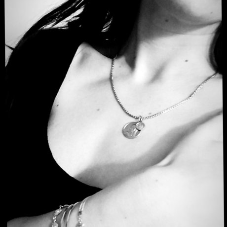 Photo nue de fuite OnlyFans de Your Favourite 